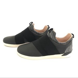 NWOT Call It Spring Men’s Sz 11 Fashion Sneaker